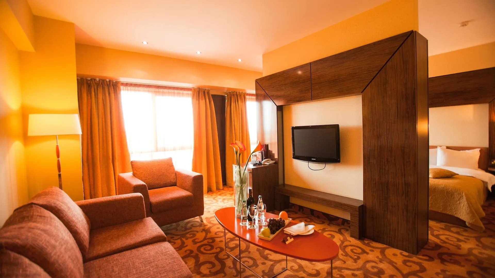 Rin Grand Hotel Βουκουρέστι 4*,
