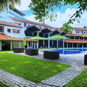 https://palm-beach-hotel.negombohotels.net